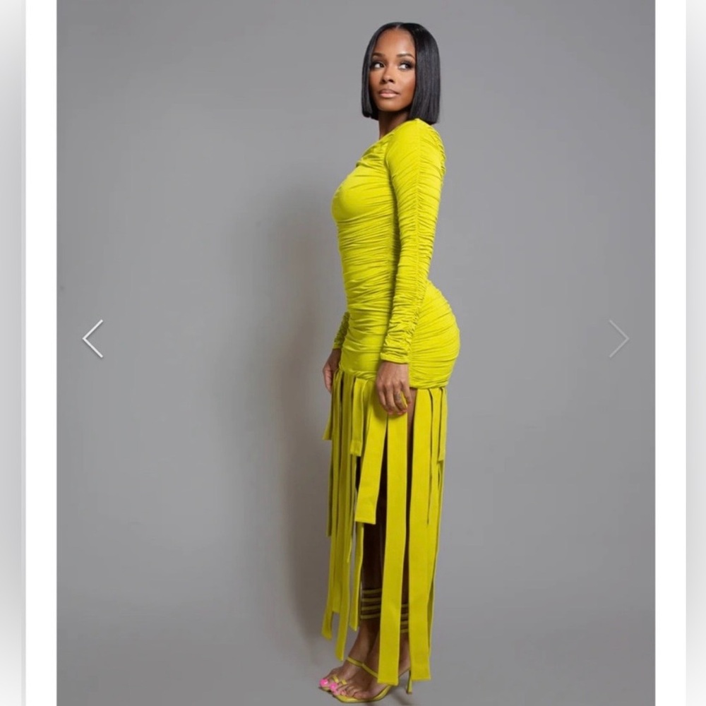 Irregular Exposure Long Sleeve Dress